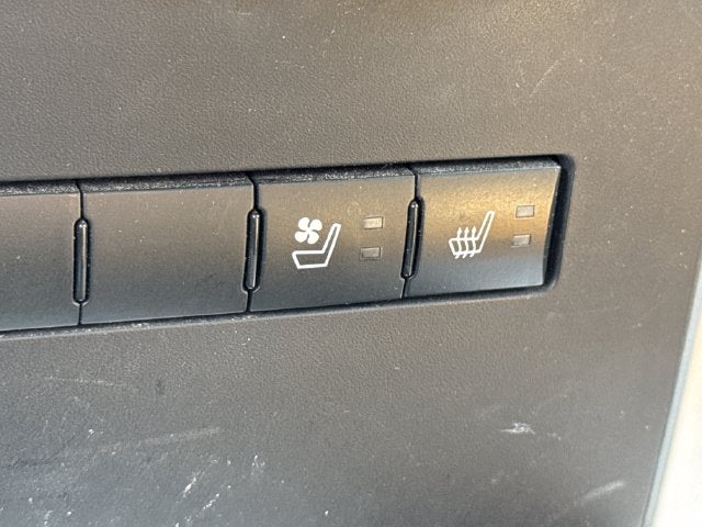 2011 RAM 1500 Sport
