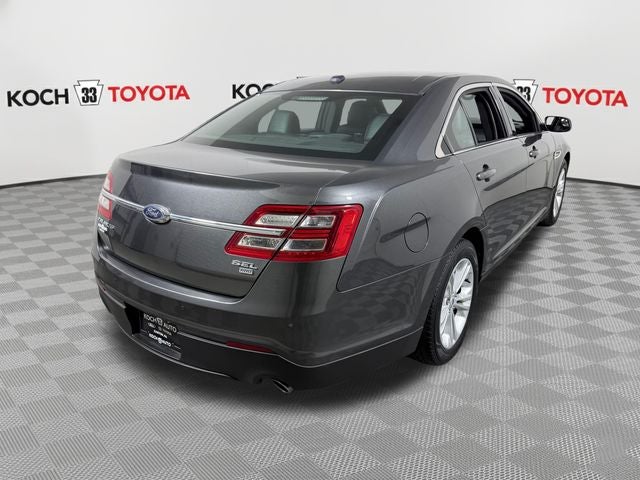 2018 Ford Taurus SEL
