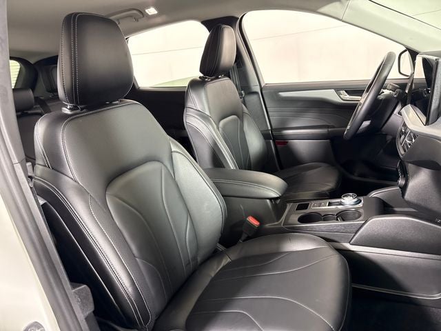 2025 Ford Escape Hybrid Platinum