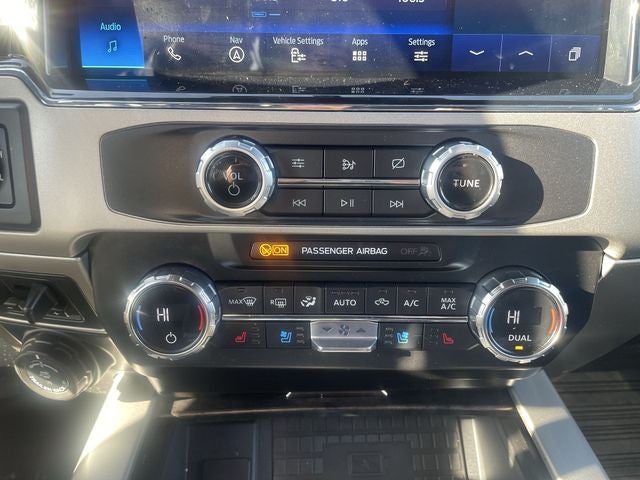 2022 Ford F-350SD Lariat