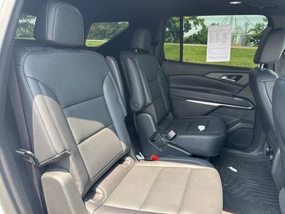 2025 Chevrolet Traverse LT 2LT