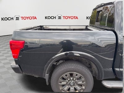 2017 Nissan Titan Platinum Reserve