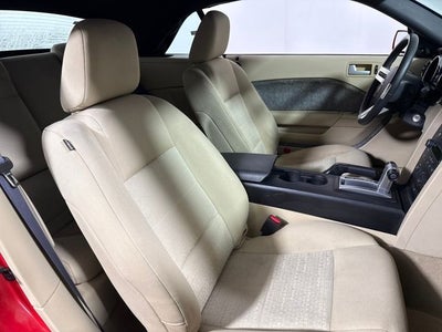 2008 Ford Mustang V6 Deluxe