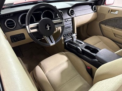 2008 Ford Mustang V6 Deluxe