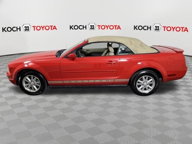 2008 Ford Mustang V6 Deluxe