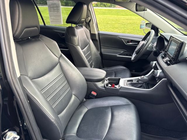 2020 Toyota RAV4 XLE Premium