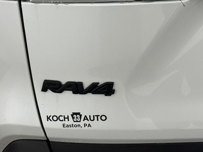 2025 Toyota RAV4 XLE Premium