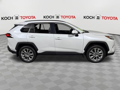 2025 Toyota RAV4 XLE Premium