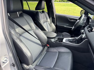 2022 Toyota RAV4 Hybrid XSE