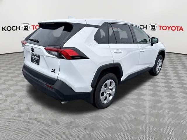2025 Toyota RAV4 LE