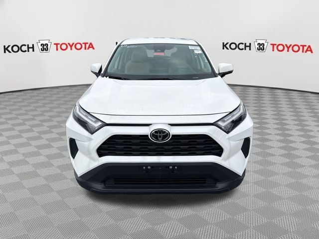2025 Toyota RAV4 LE