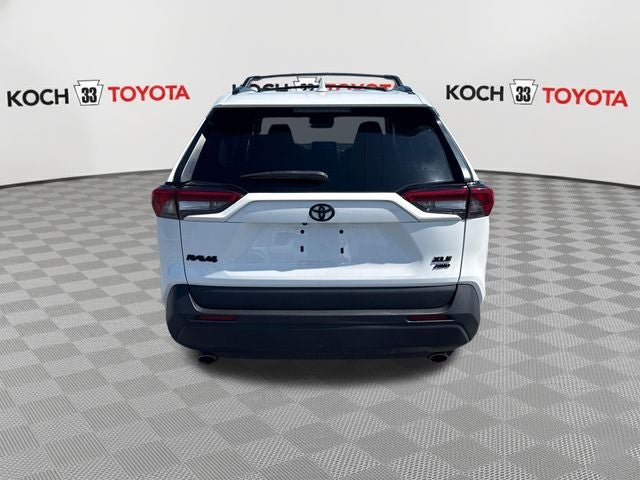 2023 Toyota RAV4 XLE