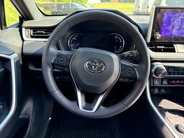 2024 Toyota RAV4 Hybrid SE