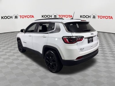 2022 Jeep Compass Latitude Lux