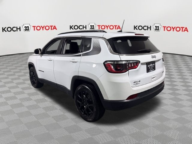 2022 Jeep Compass Latitude Lux