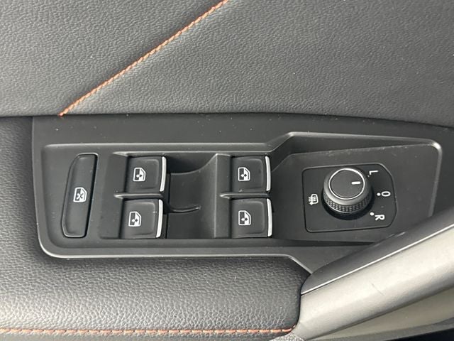 2024 Volkswagen Tiguan 2.0T Wolfsburg Edition