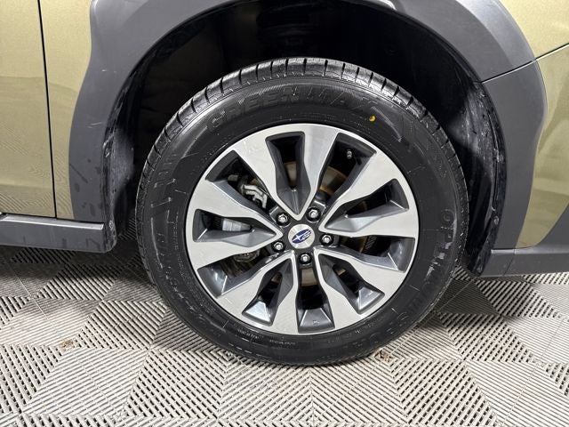 2023 Subaru Outback Touring