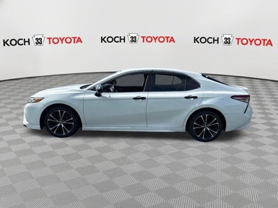 2018 Toyota Camry SE