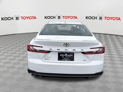 2025 Toyota Camry SE