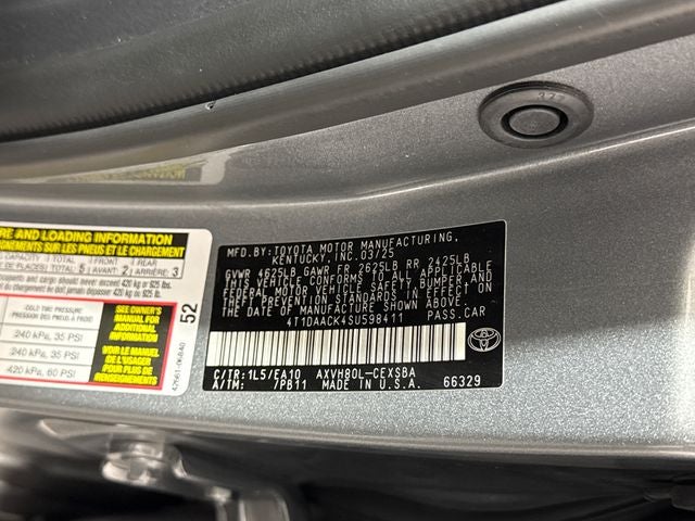 2025 Toyota Camry SE