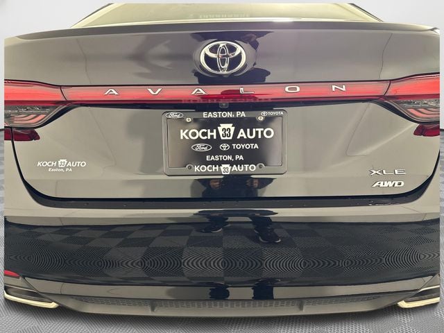 2021 Toyota Avalon XLE