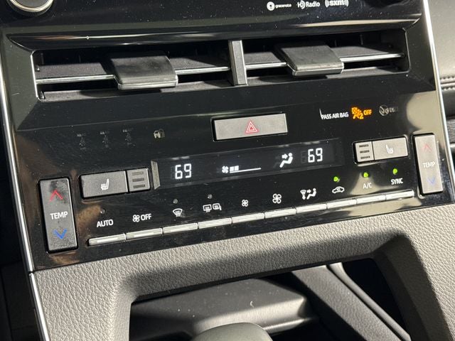 2021 Toyota Avalon XLE