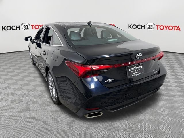 2021 Toyota Avalon XLE