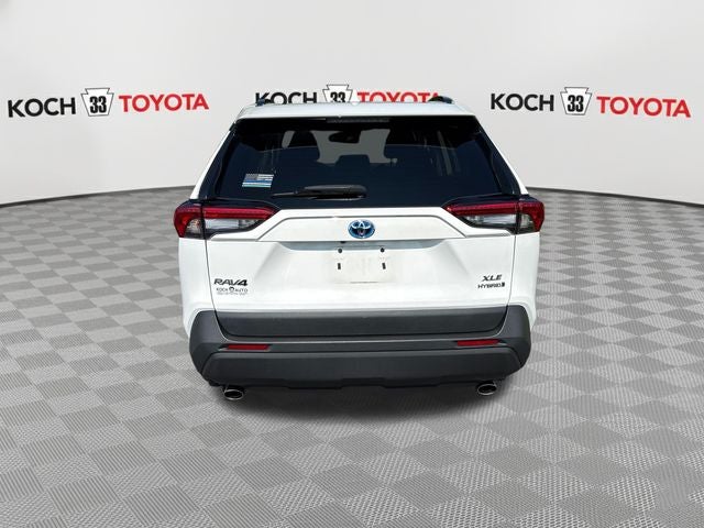 2022 Toyota RAV4 Hybrid XLE