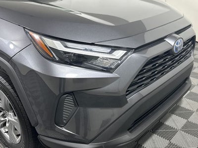 2022 Toyota RAV4 Hybrid XLE