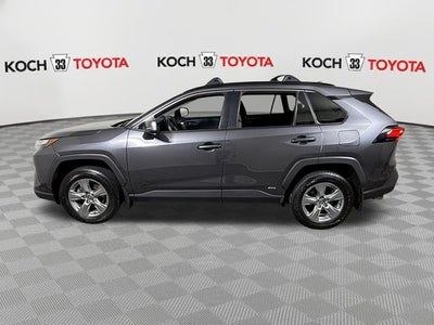 2022 Toyota RAV4 Hybrid XLE