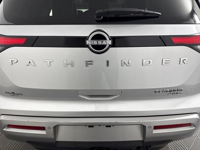 2022 Nissan Pathfinder Platinum