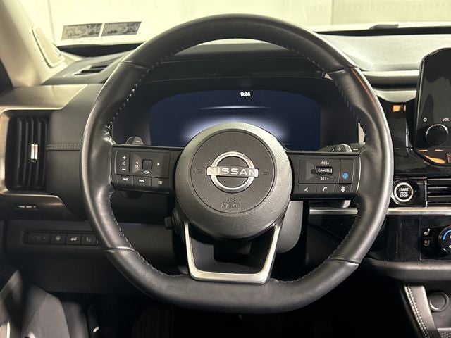2022 Nissan Pathfinder Platinum