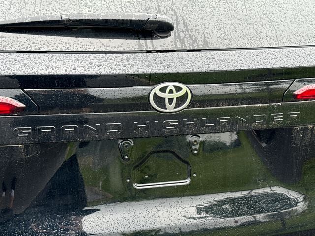 2025 Toyota Grand Highlander Platinum