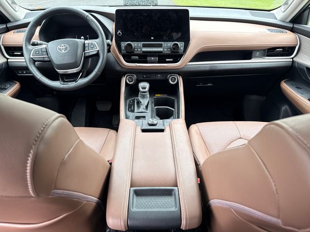 2025 Toyota Grand Highlander Platinum
