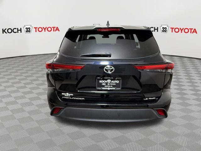 2021 Toyota Highlander LE