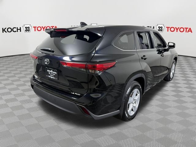 2021 Toyota Highlander LE