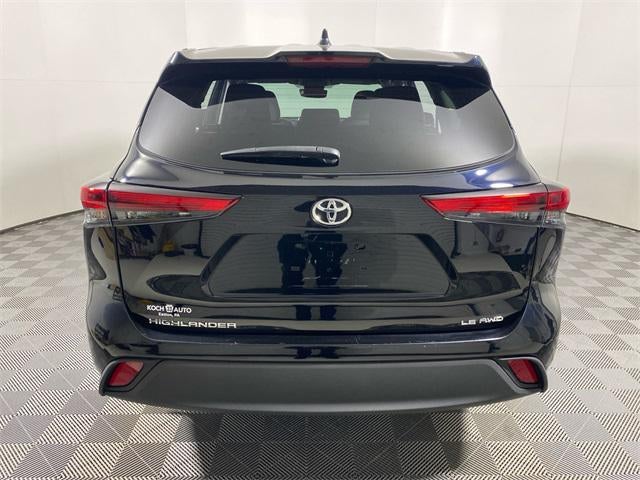 2021 Toyota Highlander LE