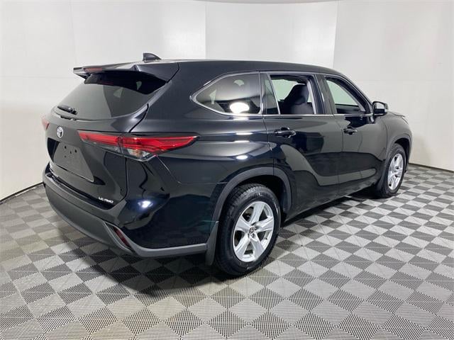 2021 Toyota Highlander LE