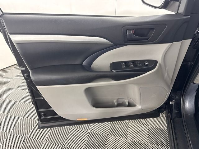 2019 Toyota Highlander LE Plus