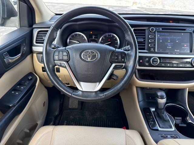 2016 Toyota Highlander Limited