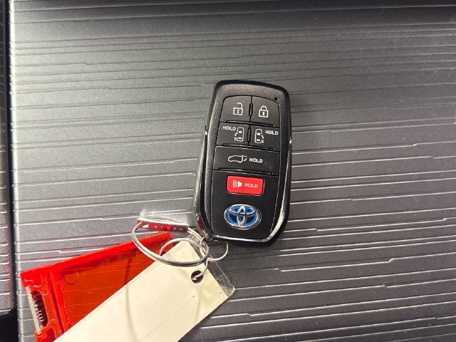 2024 Toyota Sienna XSE 7 Passenger