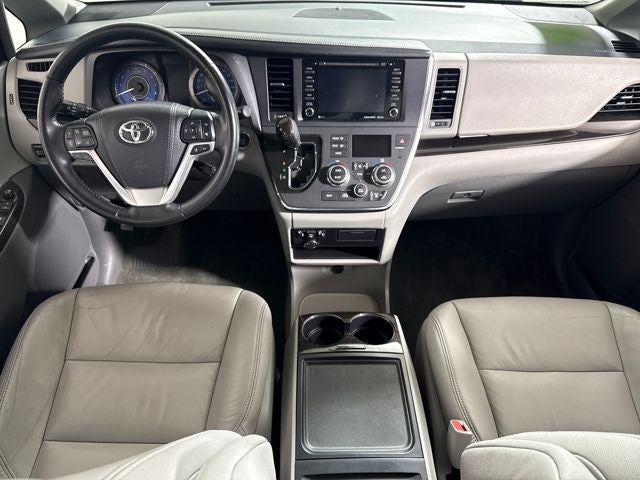 2018 Toyota Sienna XLE 7 Passenger