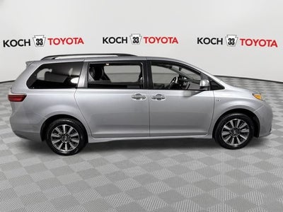2018 Toyota Sienna XLE 7 Passenger