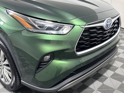 2023 Toyota Highlander Hybrid Platinum