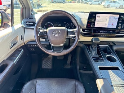 2021 Toyota Sienna Platinum 7 Passenger