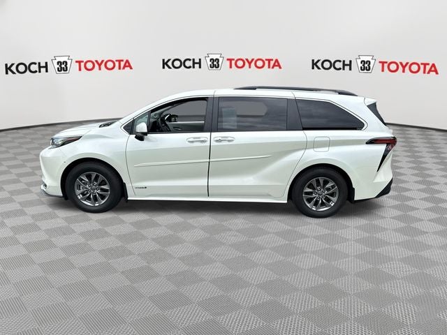 2021 Toyota Sienna XLE 7 Passenger