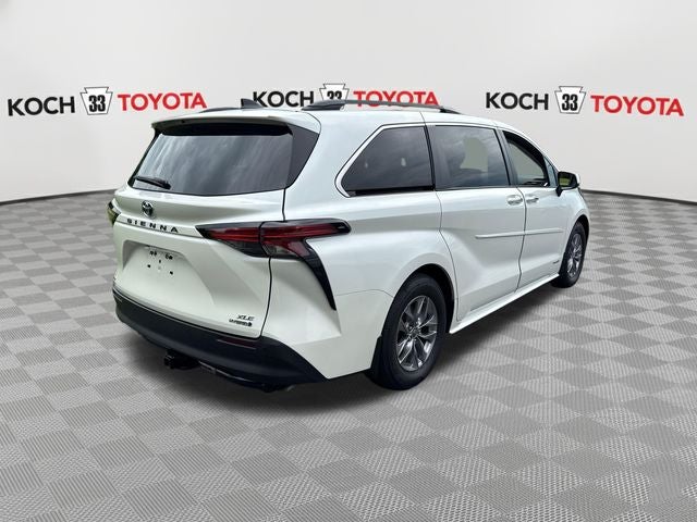 2021 Toyota Sienna XLE 7 Passenger