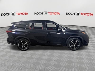 2022 Toyota Highlander XSE
