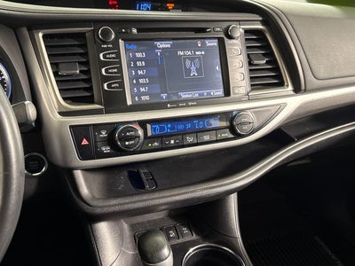 2019 Toyota Highlander SE