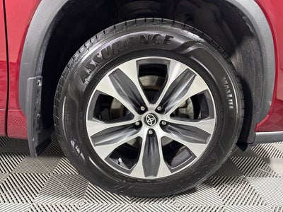 2023 Toyota Highlander Hybrid XLE